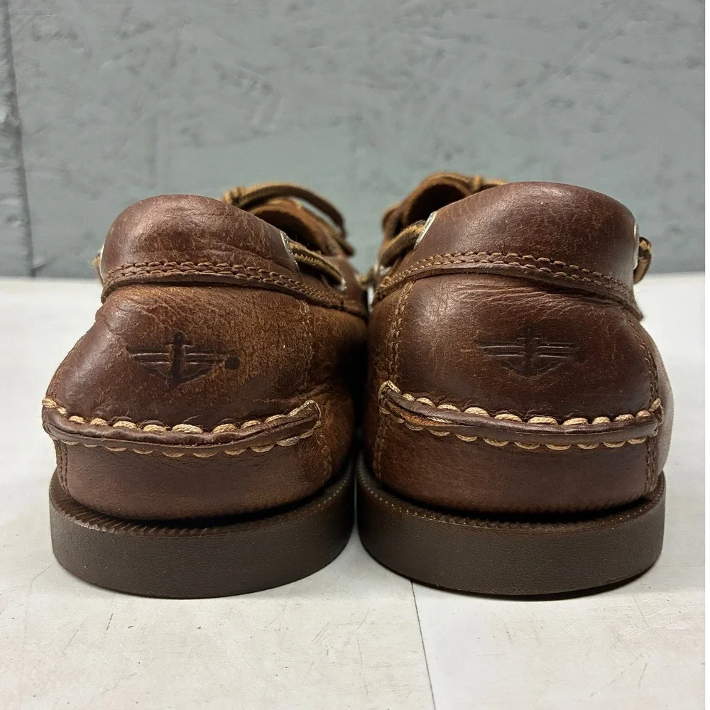 Dockers light scuffing